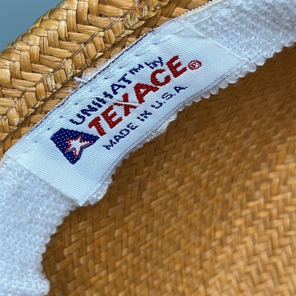 Straw Boater Hat, adorned with a tartan ribbon featuring an embroidered bagpiper - Picture 7 of 11